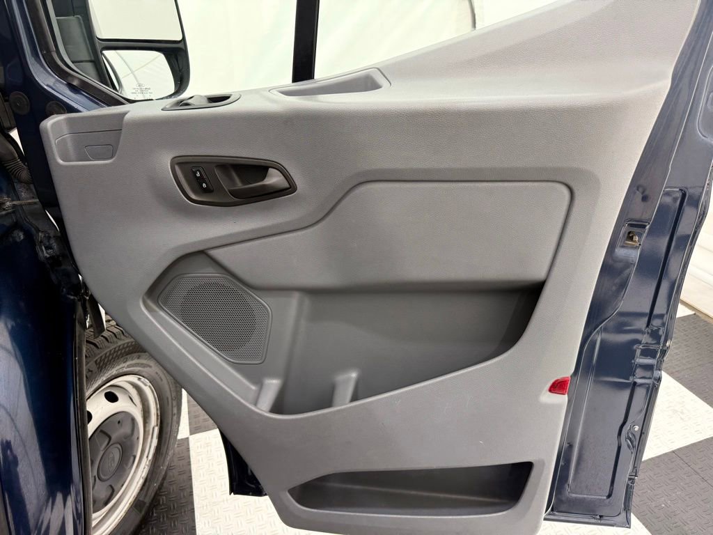 Used 2015 Ford Transit 150 XL image 15