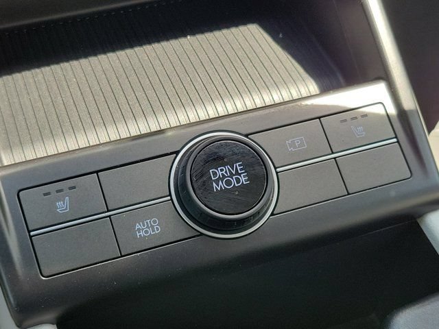 Certified 2024 Hyundai Kona Electric SEL FWD image 25