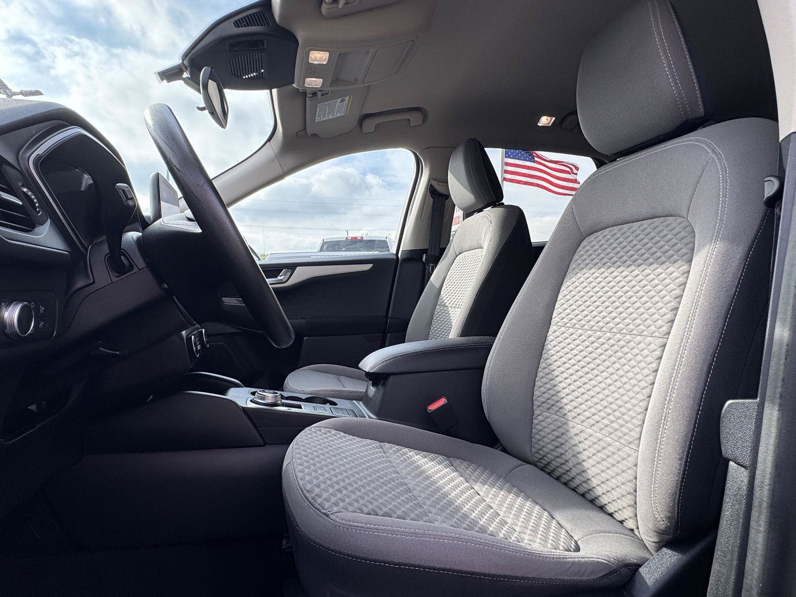 Used 2020 Ford Escape SE AWD/4WD image 15