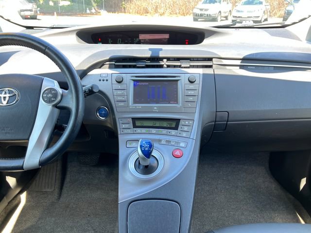 Used 2014 Toyota Prius Four FWD image 21