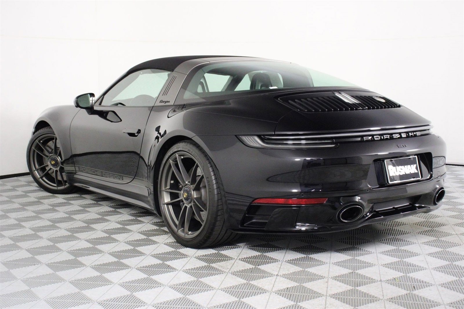 Used 2022 Porsche 911 Targa 4 GTS image 3