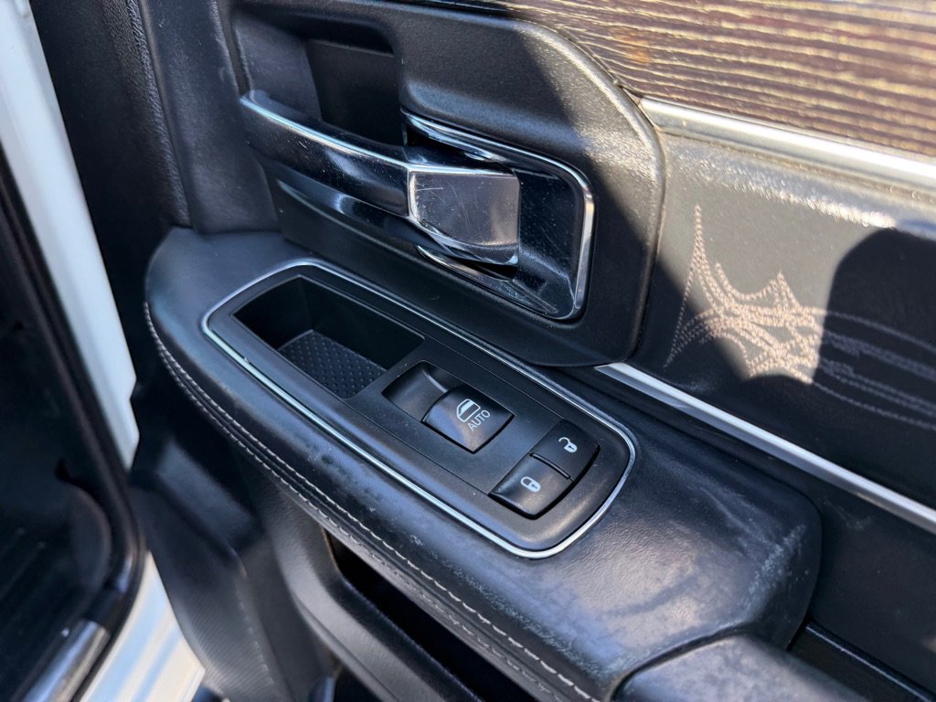 Used 2018 RAM 2500 Limited image 29