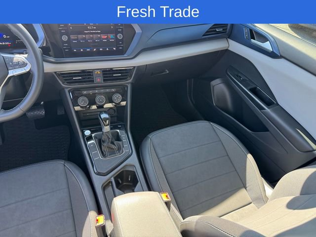 Certified 2023 Volkswagen Taos SE image 11