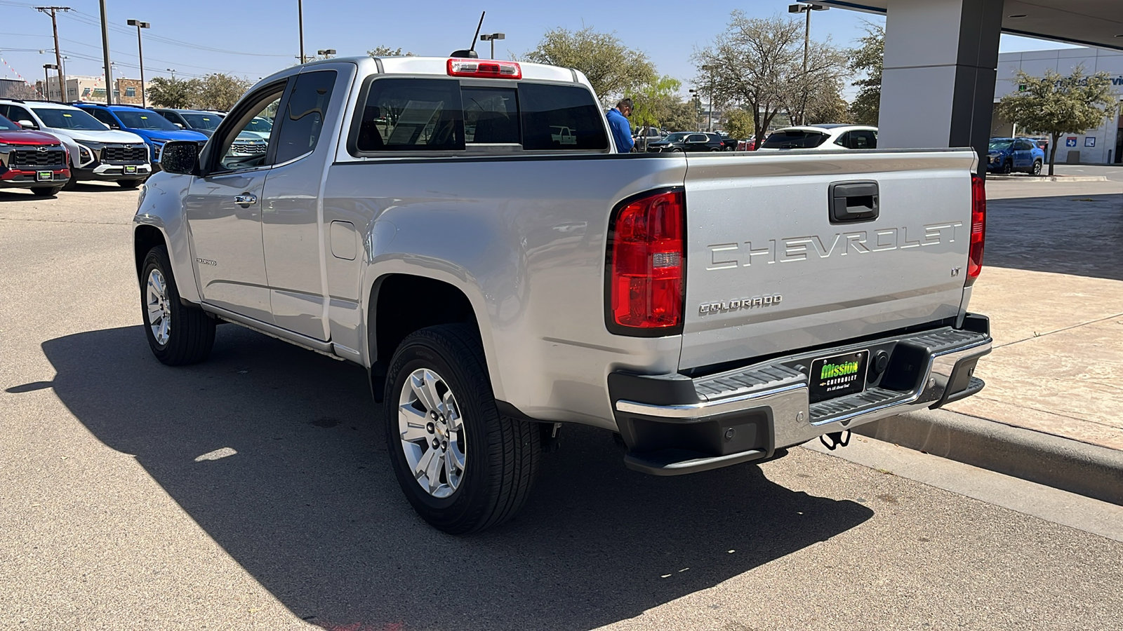 Used 2022 Chevrolet Colorado LT w/ Fleet Safety Package image 6