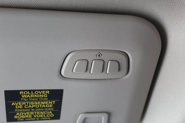 Used 2020 Ford Escape Titanium image 32