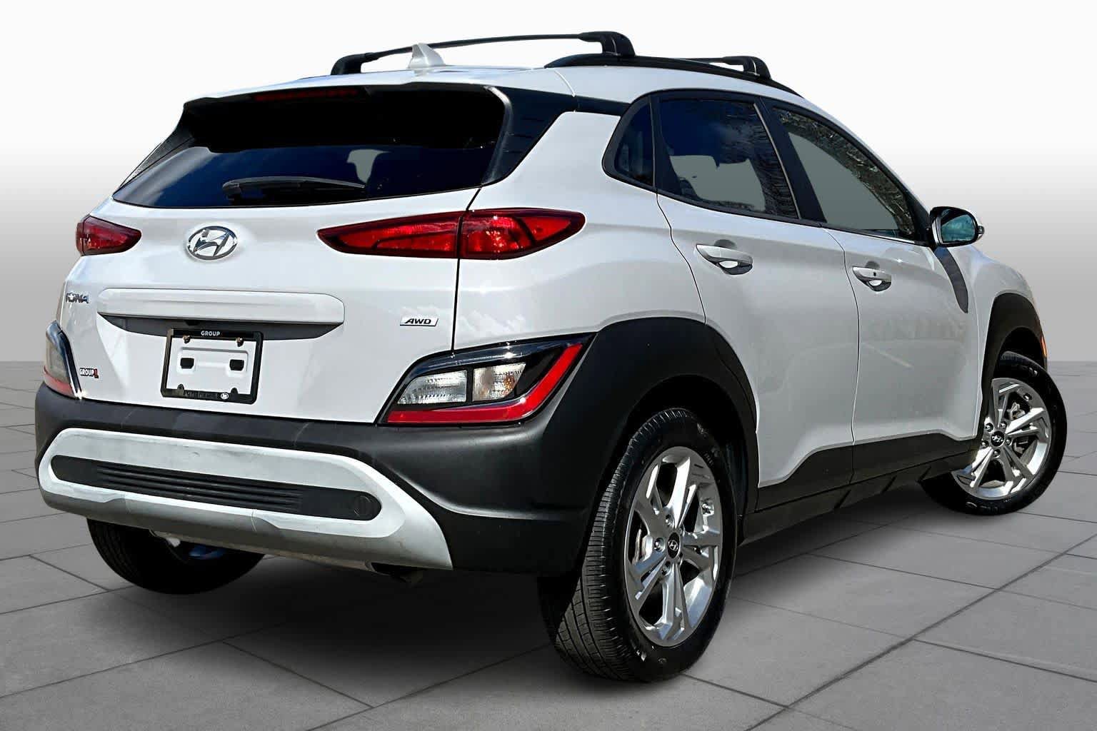 Used 2023 Hyundai Kona SEL image 13