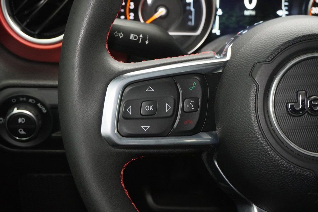 Used 2023 Jeep Gladiator Rubicon w/ Cold Weather Group image 21