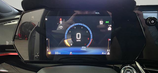 New 2026 Chevrolet Trax RS w/ Sunroof Package image 18