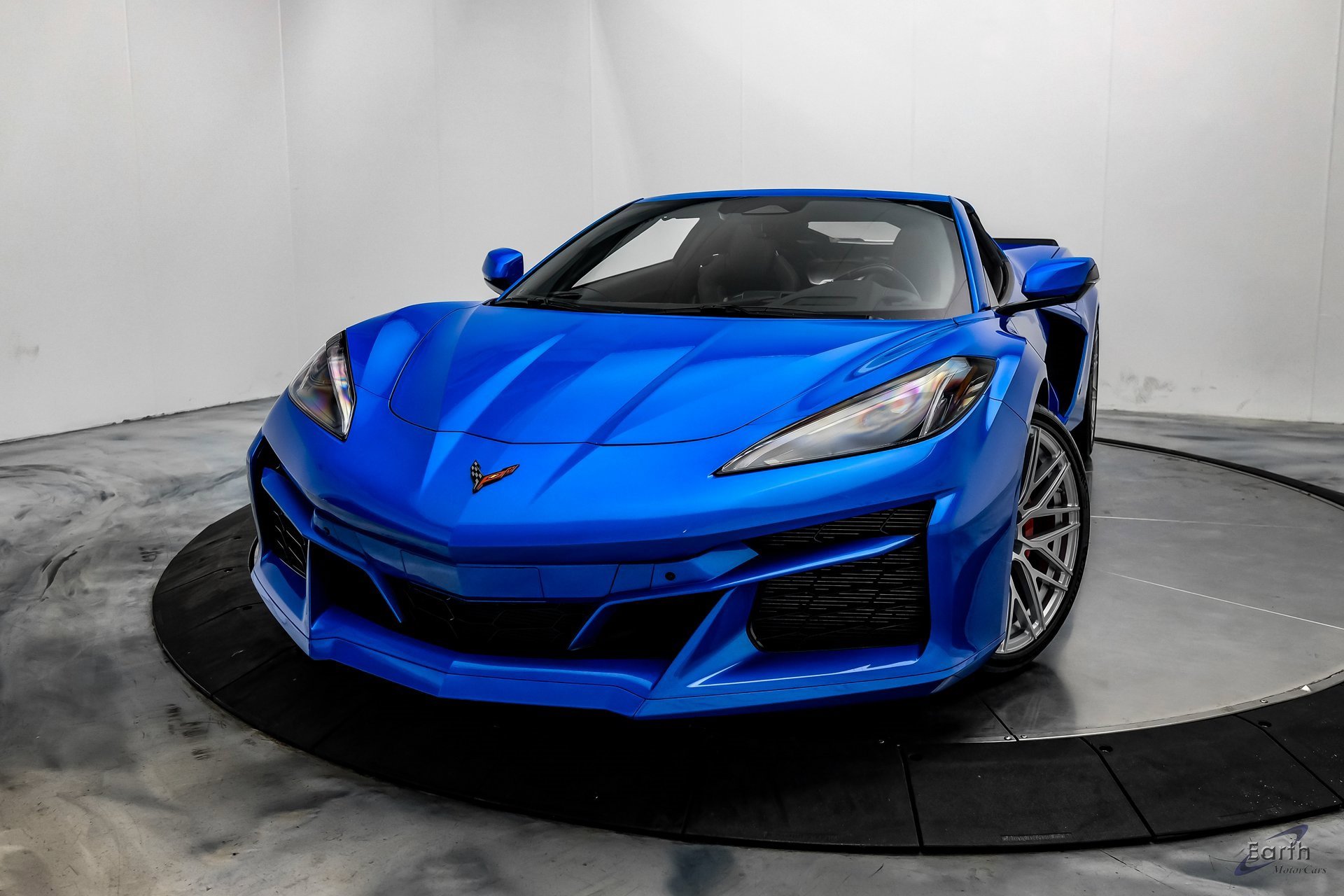 Used 2024 Chevrolet Corvette Z06 image 4