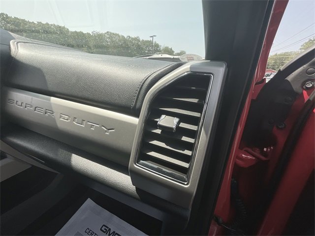 Used 2022 Ford F250 Lariat w/ Chrome Package image 28