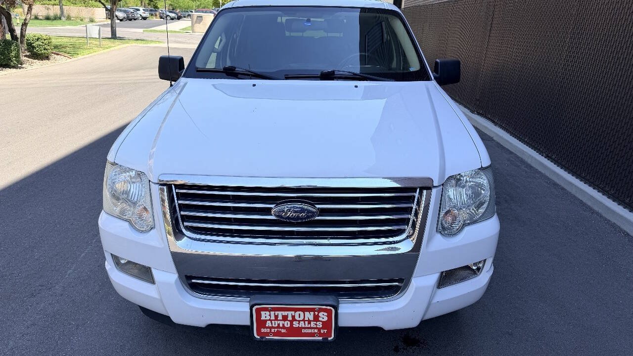 Used 2010 Ford Explorer XLT AWD/4WD image 4