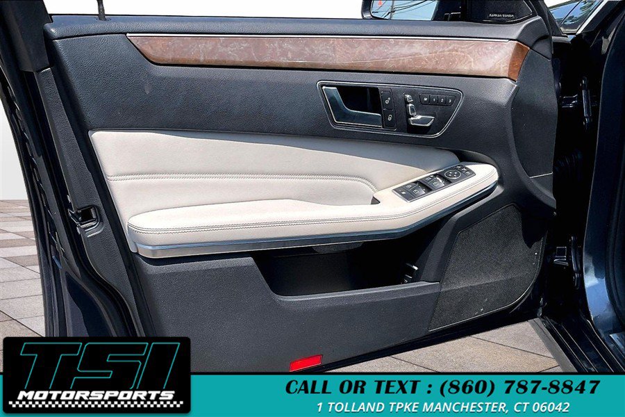 Used 2016 Mercedes-Benz E 350 4MATIC Sedan image 22