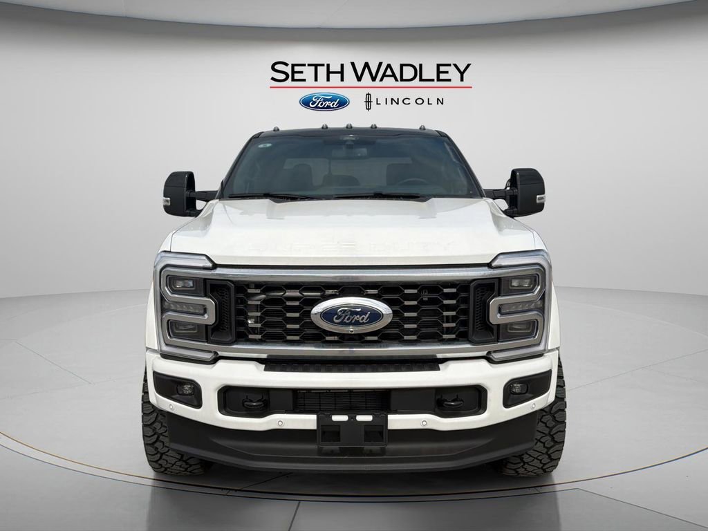 Used 2026 Ford F450 Platinum w/ FX4 Off-Road Package image 2