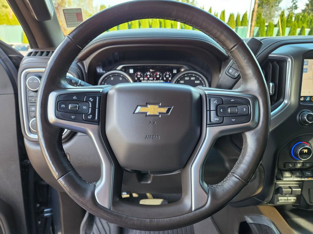 Used 2020 Chevrolet Silverado 3500 LTZ w/ LTZ Premium Package image 22