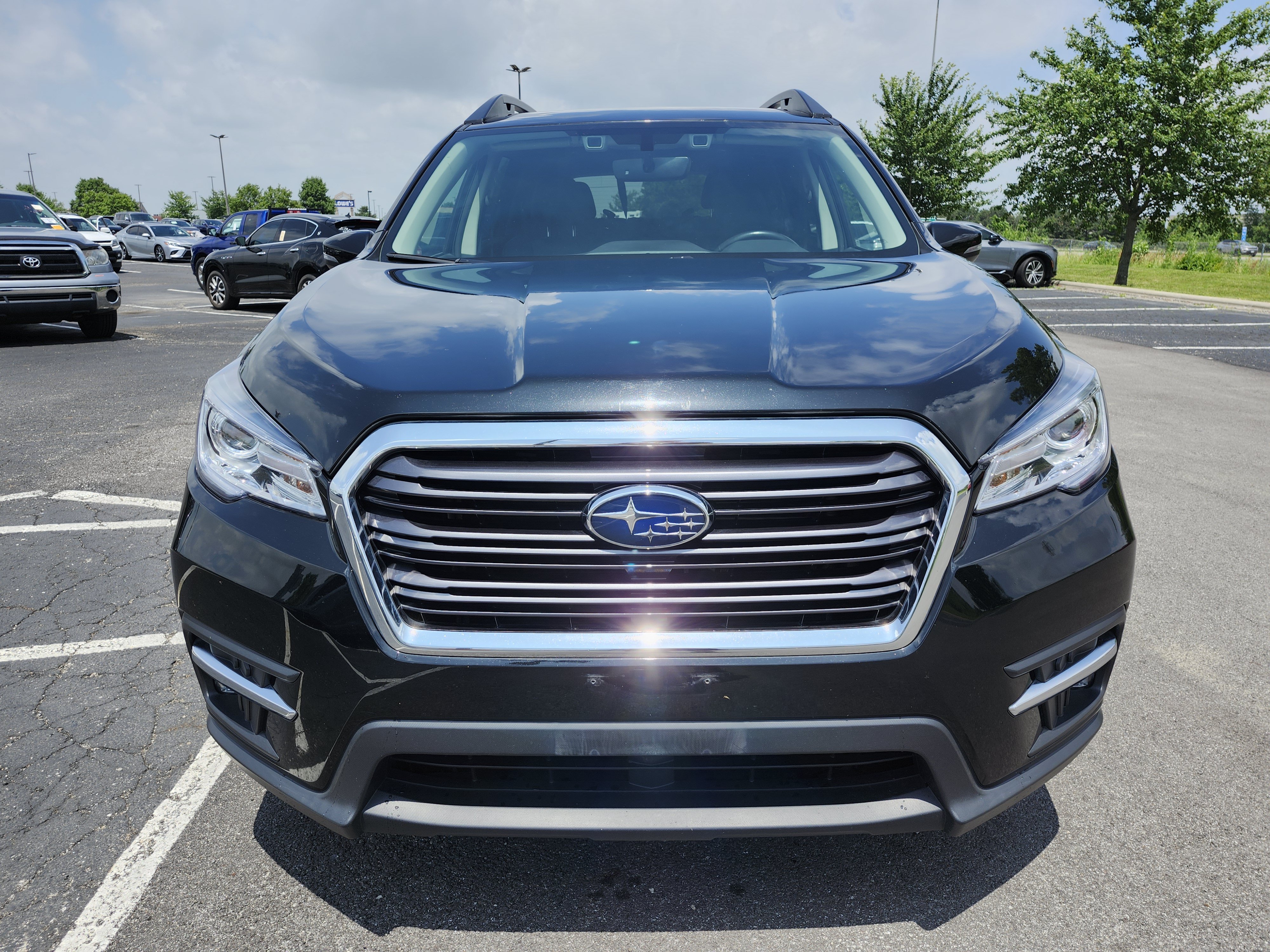Used 2022 Subaru Ascent Limited AWD/4WD image 12