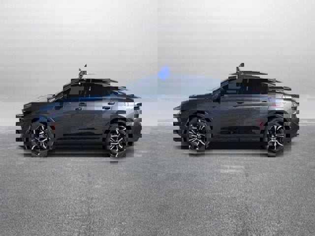 Used 2023 Toyota Crown XLE image 6