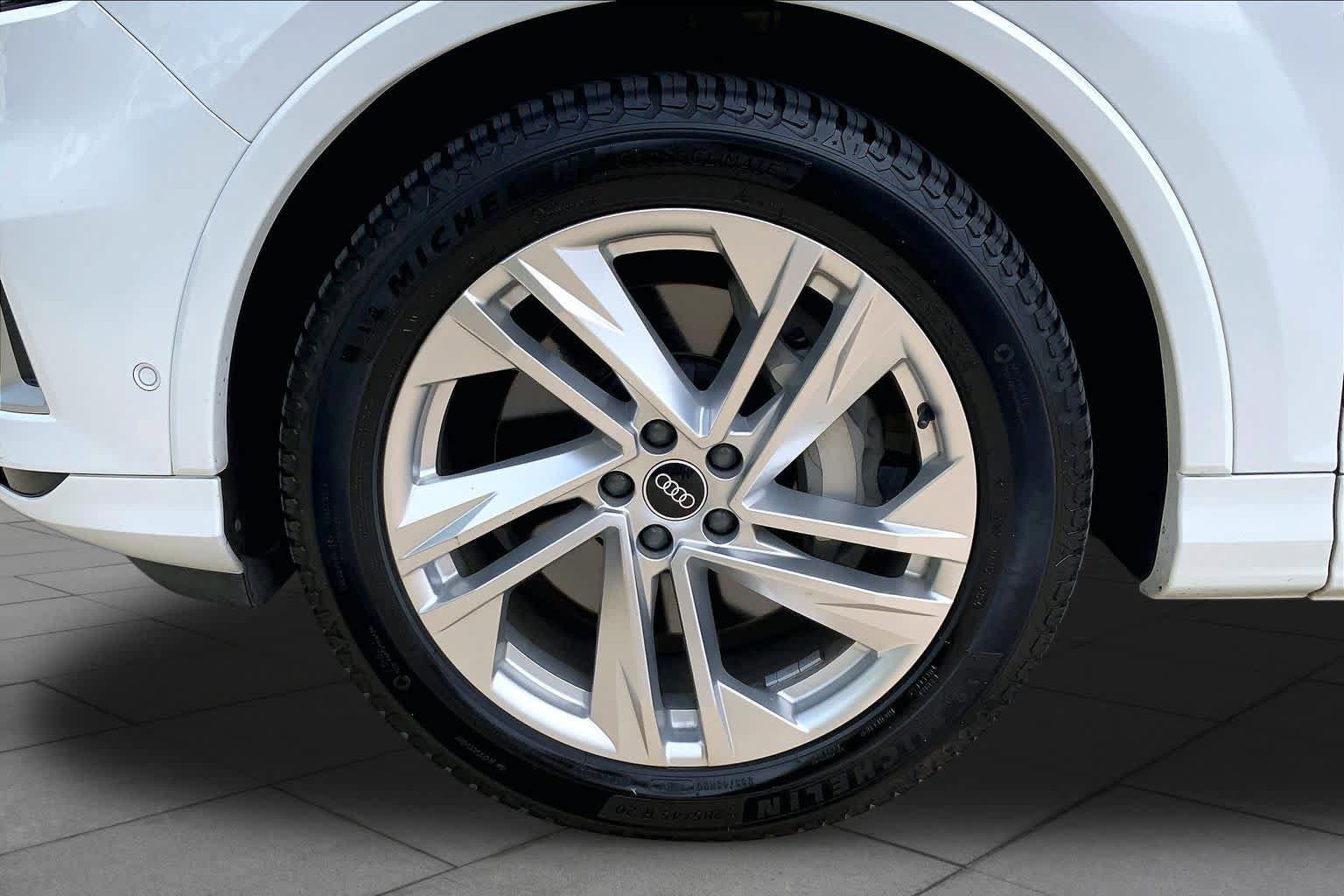 Used 2021 Audi Q7 3.0T Prestige AWD/4WD image 10