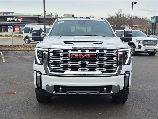 New 2026 GMC Sierra 2500 Denali w/ Denali Reserve Package image 2
