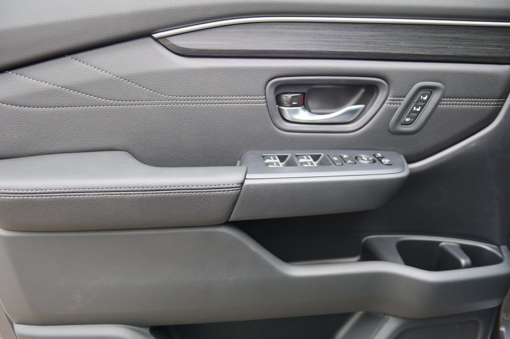 New 2026 Honda Pilot Touring image 10
