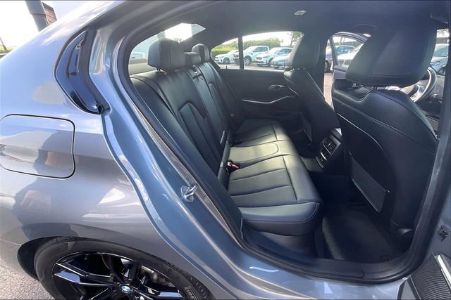 Used 2023 BMW 330i Sedan w/ M Sport Package RWD image 25