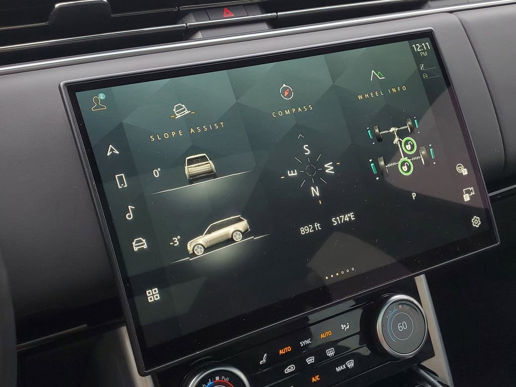 Used 2023 Land Rover Range Rover SE image 19