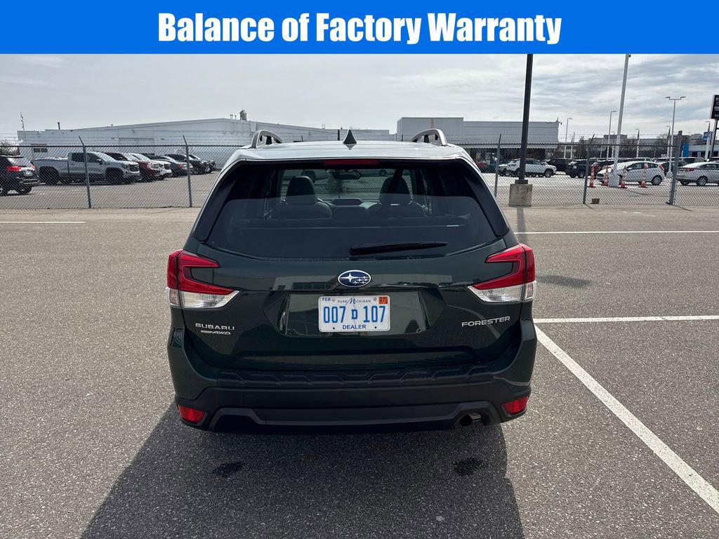 Used 2023 Subaru Forester Premium image 7