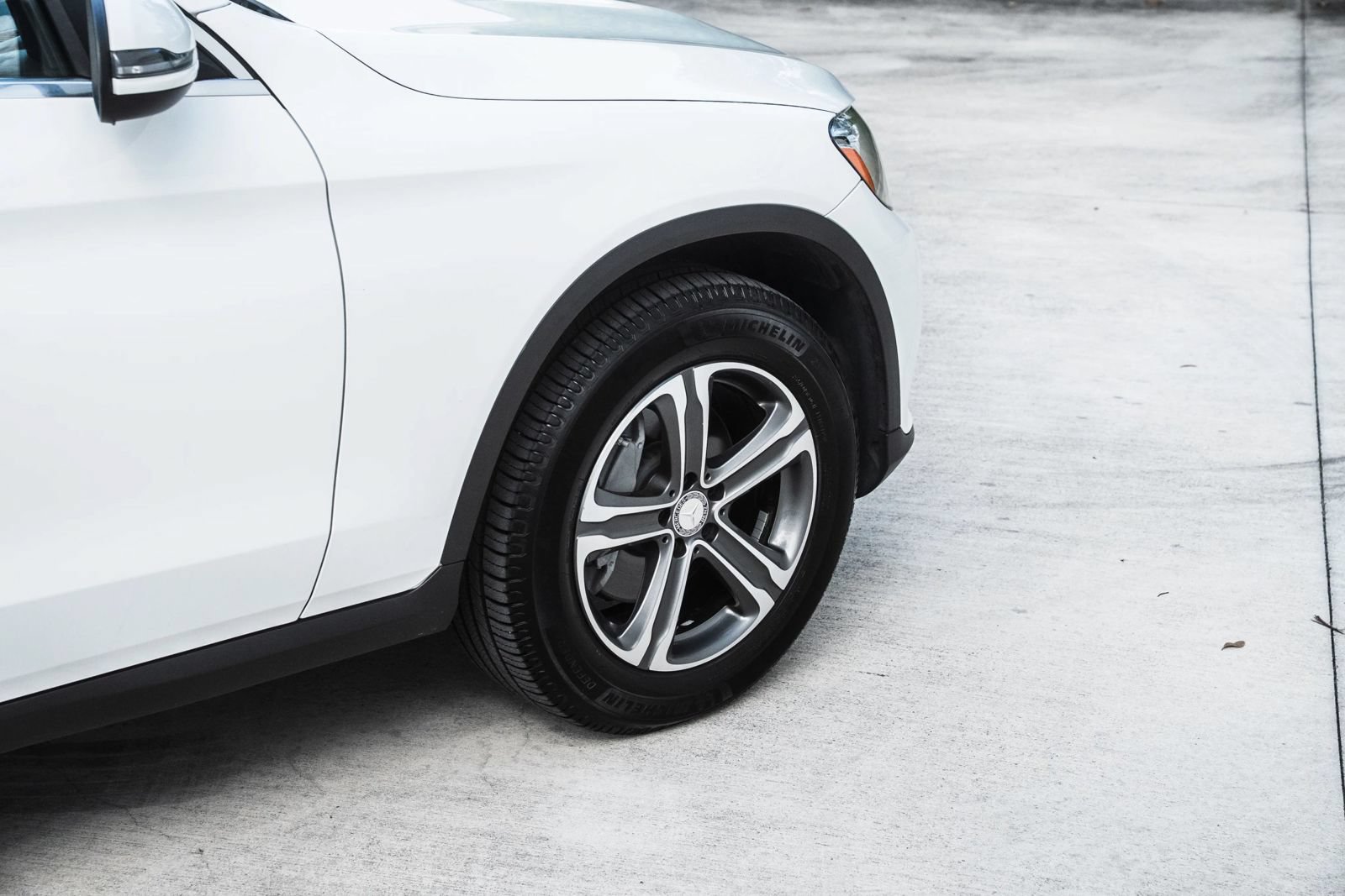 Used 2016 Mercedes-Benz GLC 300 4MATIC image 5