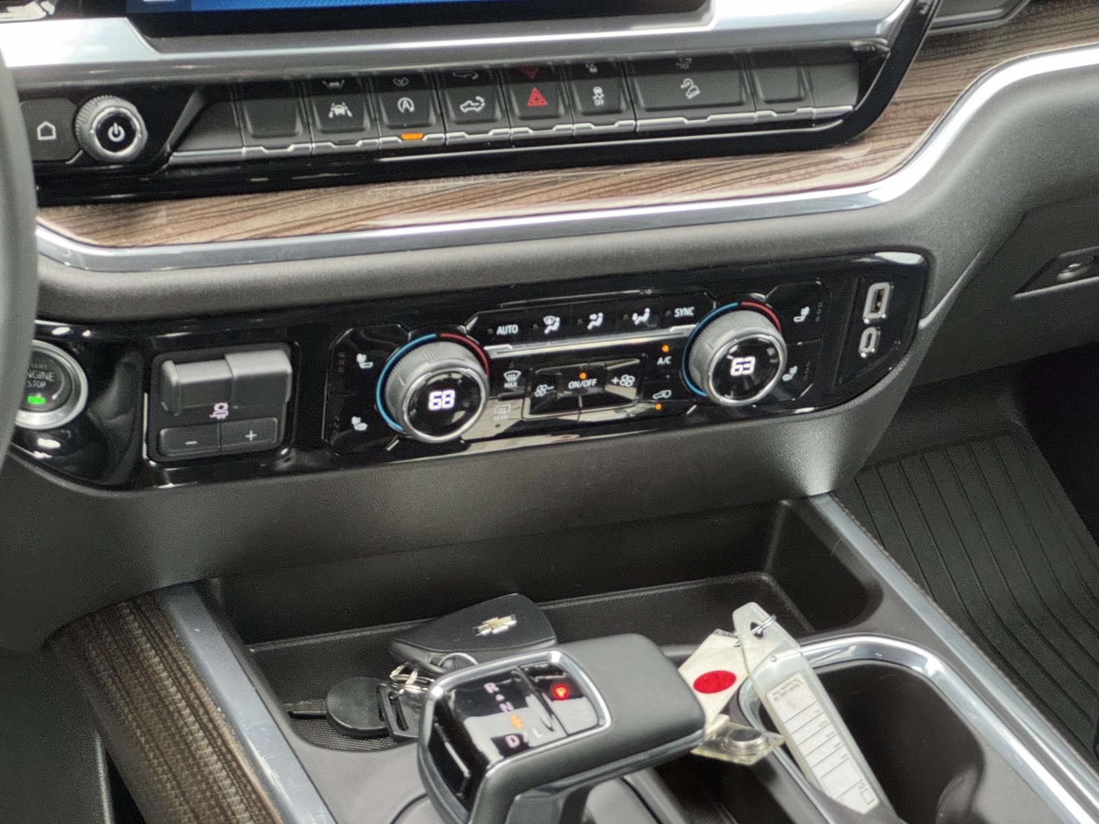 Used 2024 Chevrolet Silverado 1500 LT AWD/4WD image 4