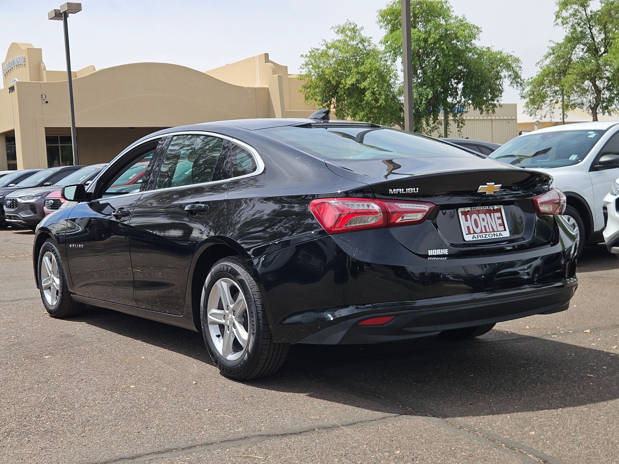 Used 2022 Chevrolet Malibu LT FWD image 8