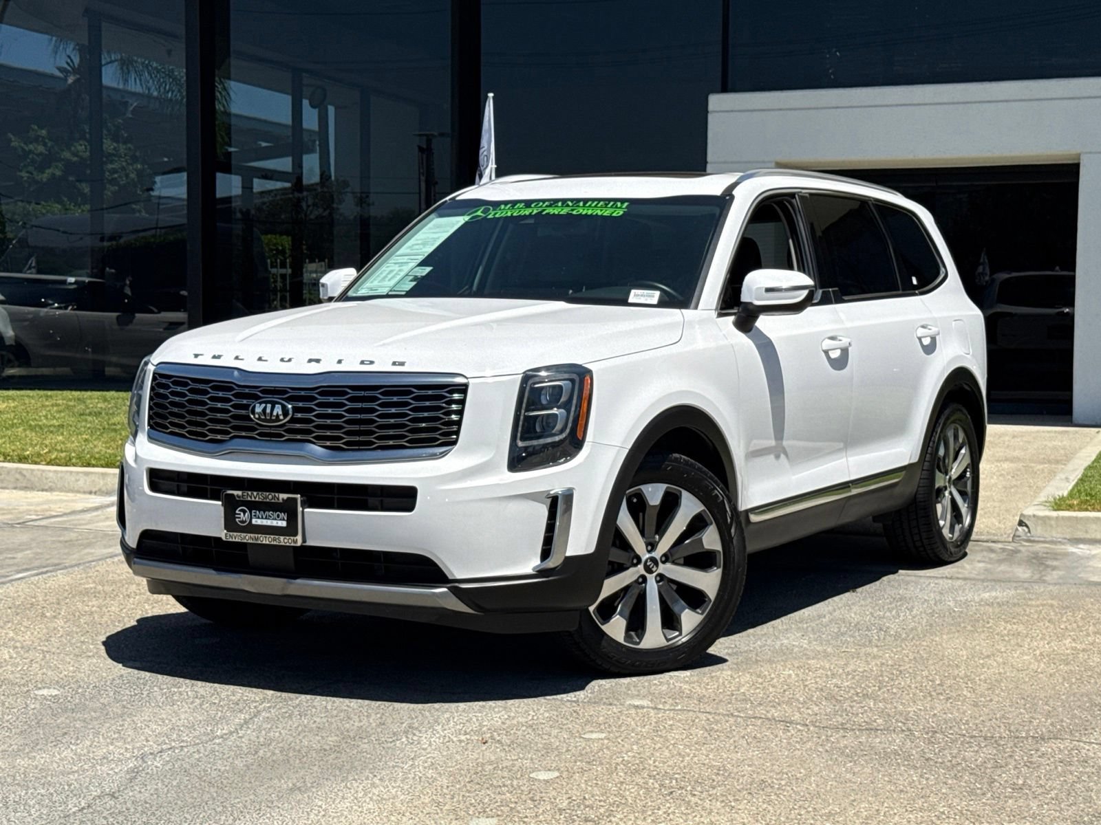 Used 2021 Kia Telluride EX w/ EX Premium Package FWD image 2