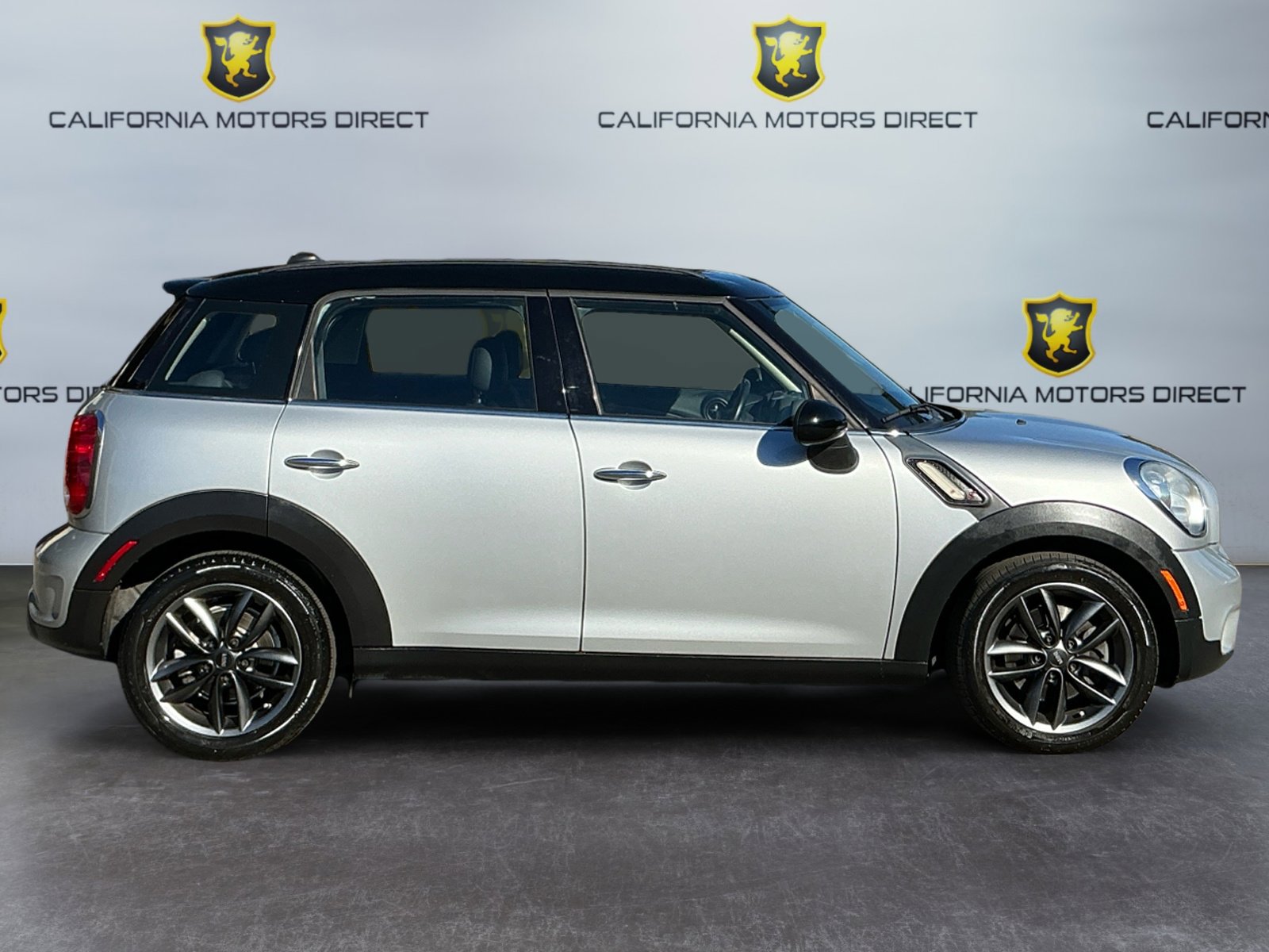 Used 2011 MINI Cooper Countryman S image 4