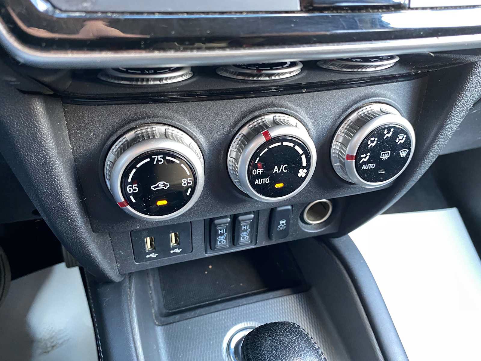 Used 2020 Mitsubishi Outlander Sport SE AWD/4WD image 18
