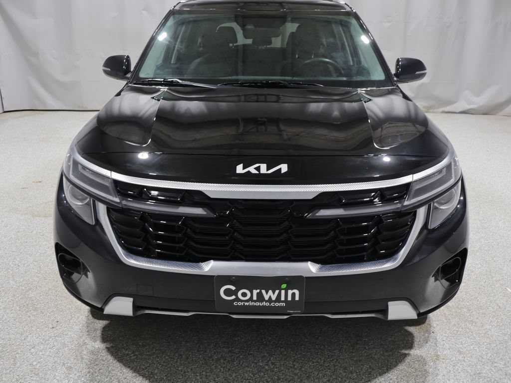 Used 2024 Kia Seltos S AWD/4WD image 8