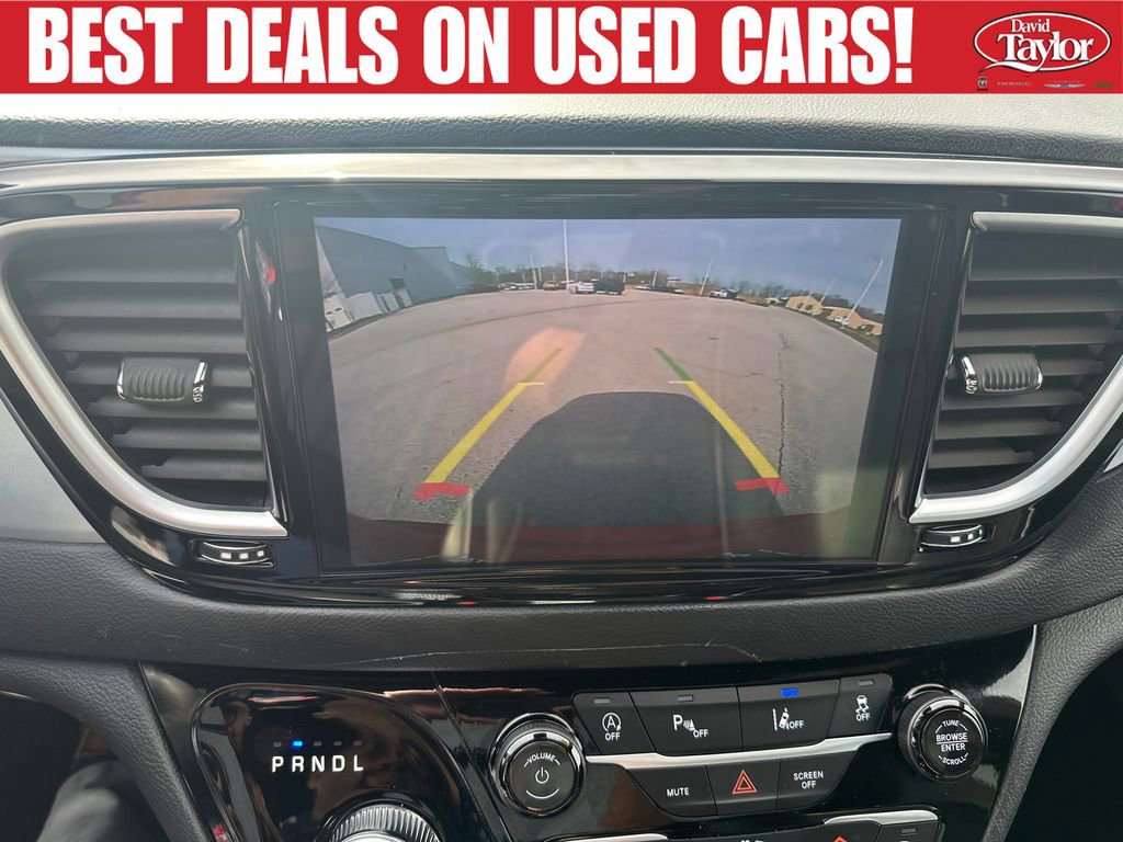 Used 2025 Chrysler Pacifica Limited FWD image 13