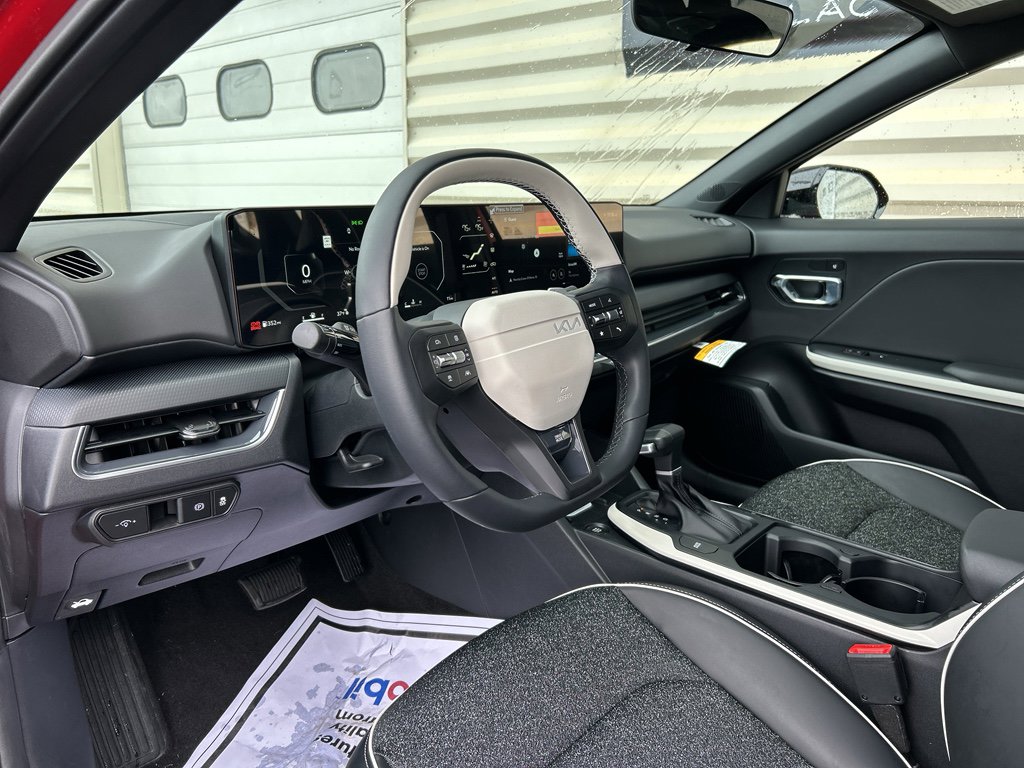 New 2025 Kia K4 GT-Line image 10