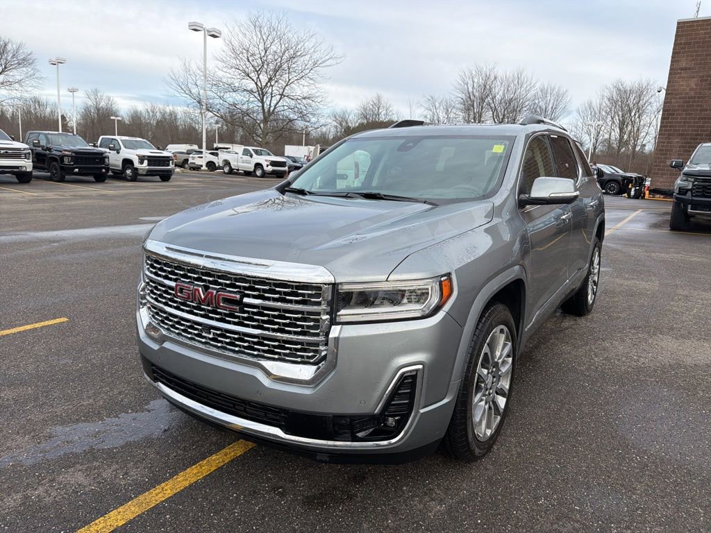 Used 2023 GMC Acadia Denali w/ Denali Ultimate Package image 4