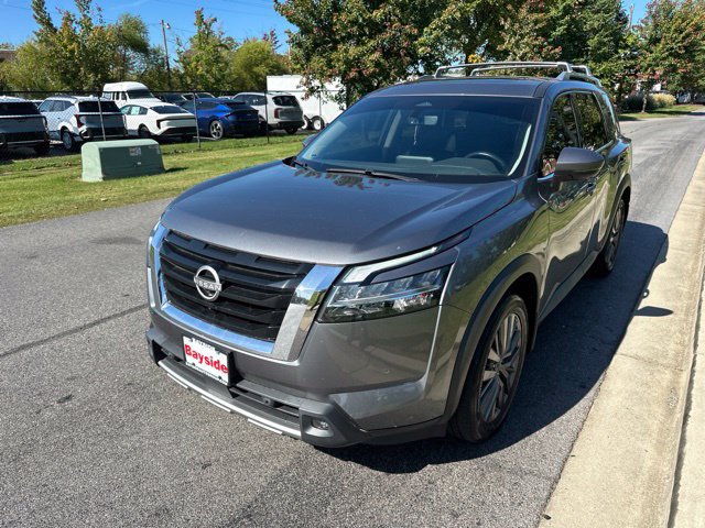 Used 2024 Nissan Pathfinder SL w/ SL Premium Package AWD/4WD image 7