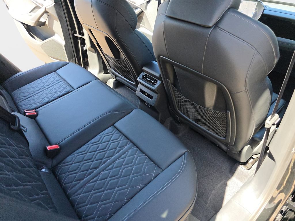 New 2027 Audi SQ6 e-tron Premium Plus AWD/4WD image 11