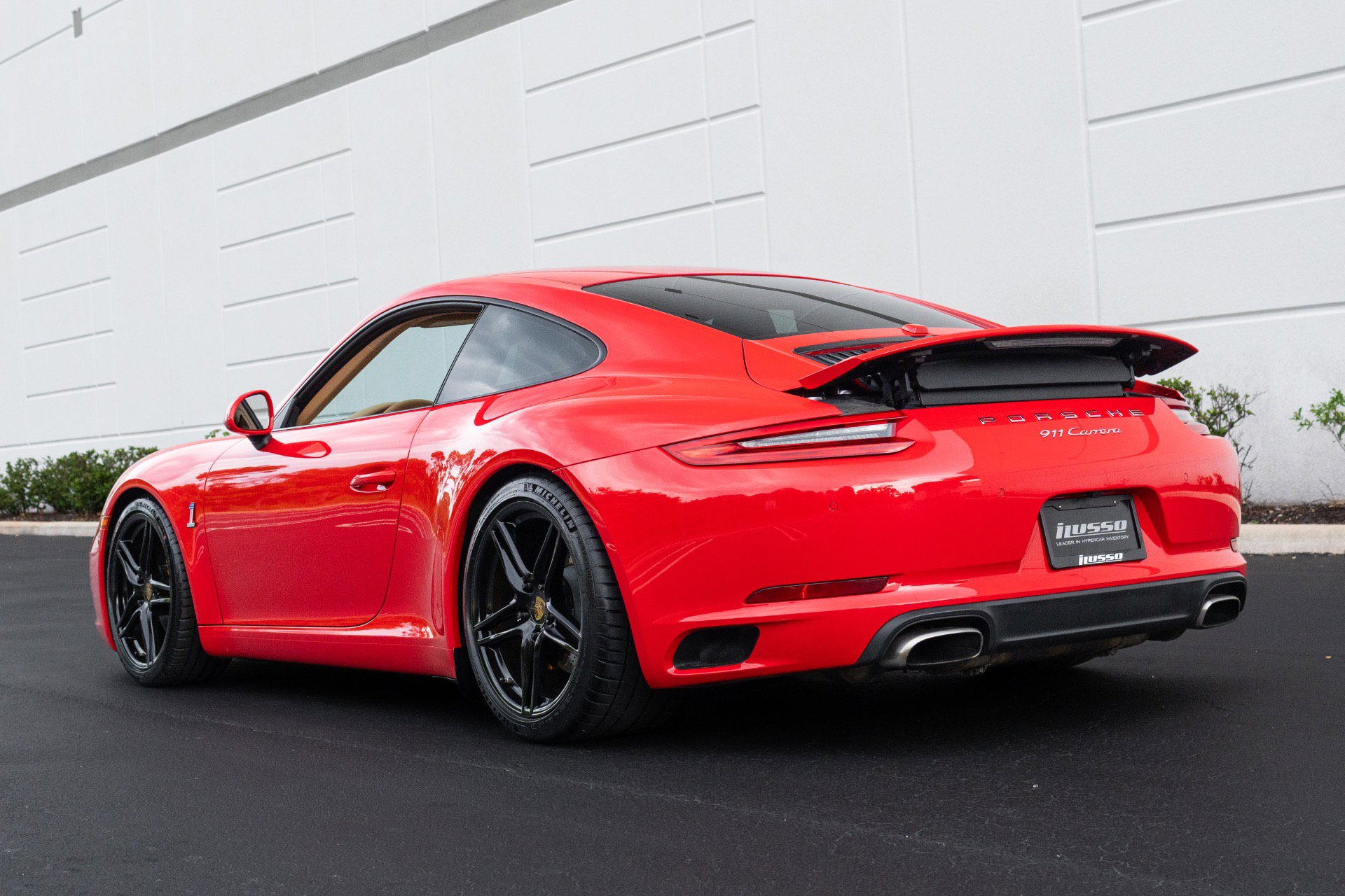 Used 2017 Porsche 911 Carrera RWD image 25