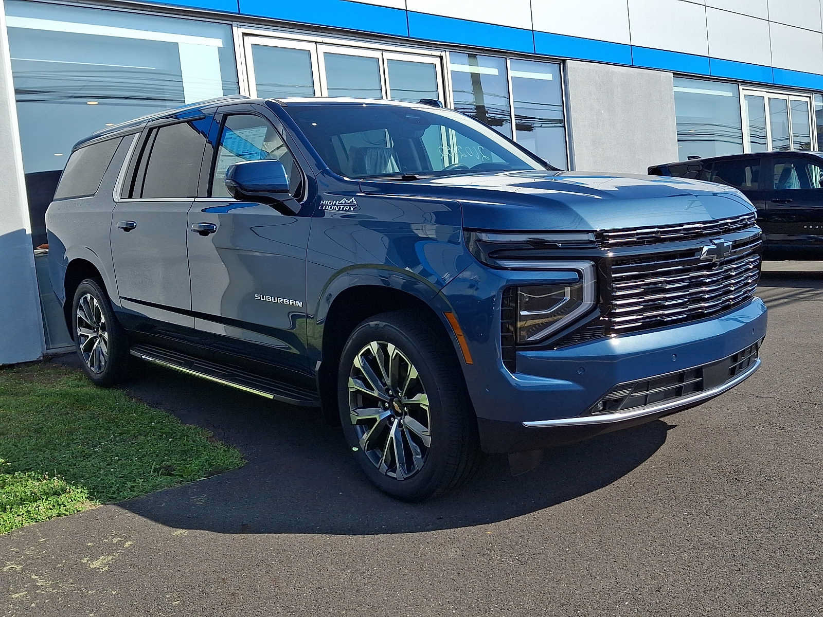 New 2026 Chevrolet Suburban High Country w/ Sun And Tow Package AWD/4WD video 1