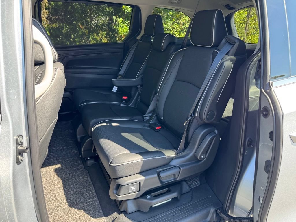 Used 2026 Honda Odyssey Elite image 25