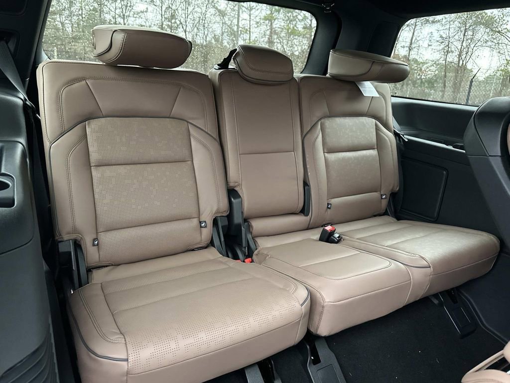 New 2026 Lincoln Navigator Black Label image 17