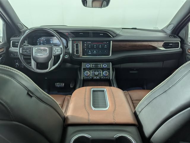 Used 2023 GMC Yukon XL Denali Ultimate AWD/4WD image 20