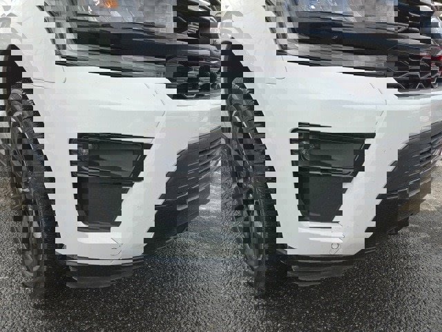 Used 2024 Ford Expedition Limited image 3