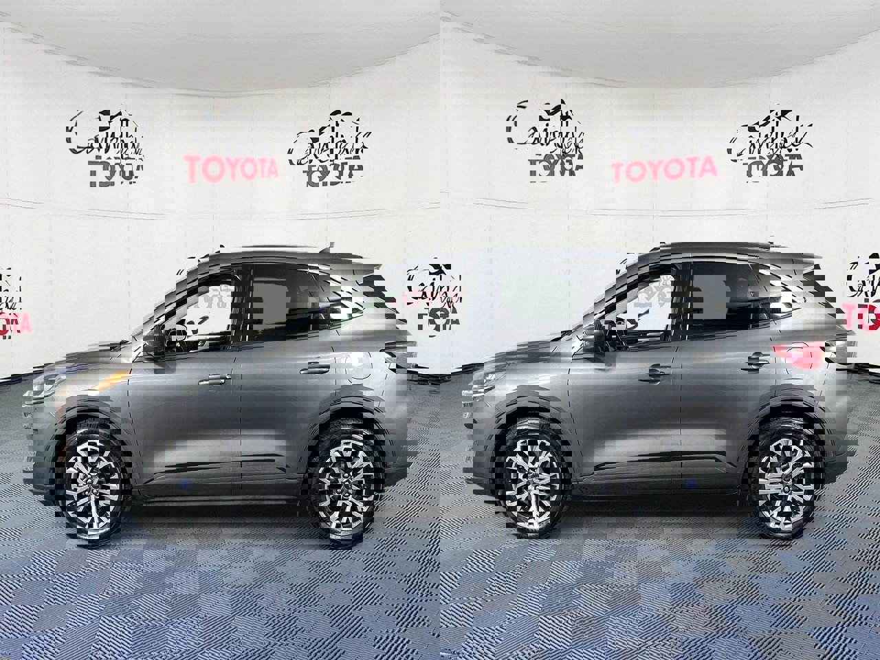 Used 2022 Ford Escape SEL image 4