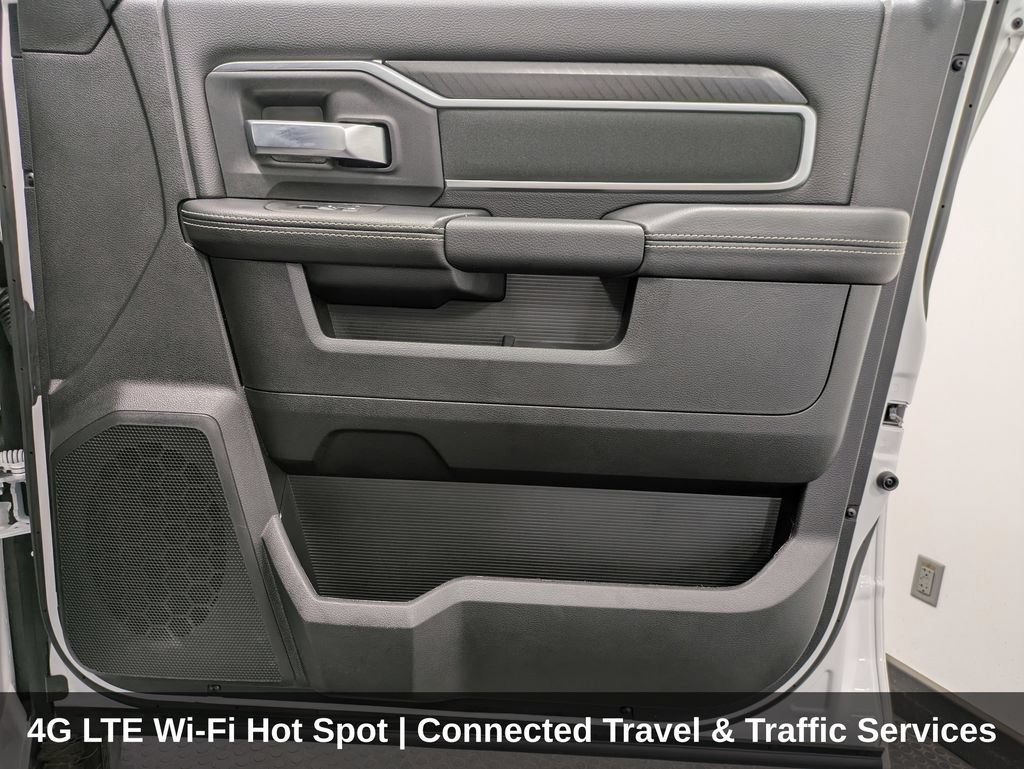 Used 2025 RAM 2500 Big Horn AWD/4WD image 34