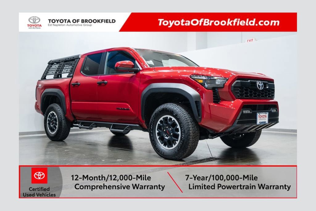 Certified 2025 Toyota Tacoma TRD Off-Road image 1