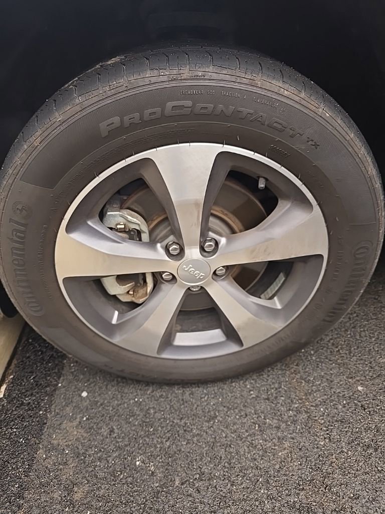 Certified 2022 Jeep Cherokee Limited image 8