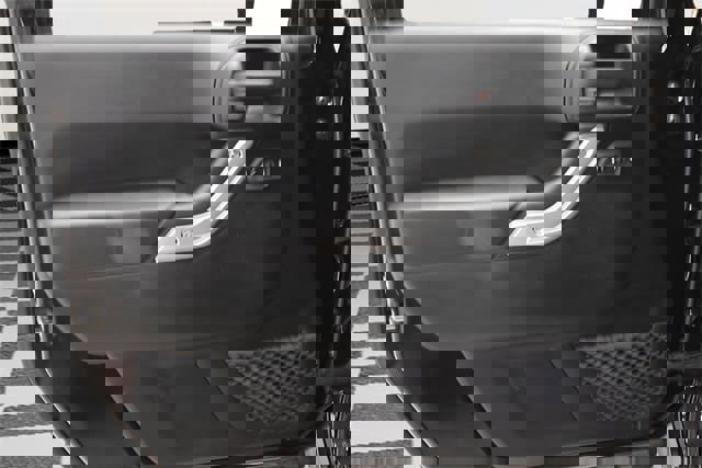 Used 2017 Jeep Wrangler Unlimited Rubicon w/ Cold Weather Group image 20