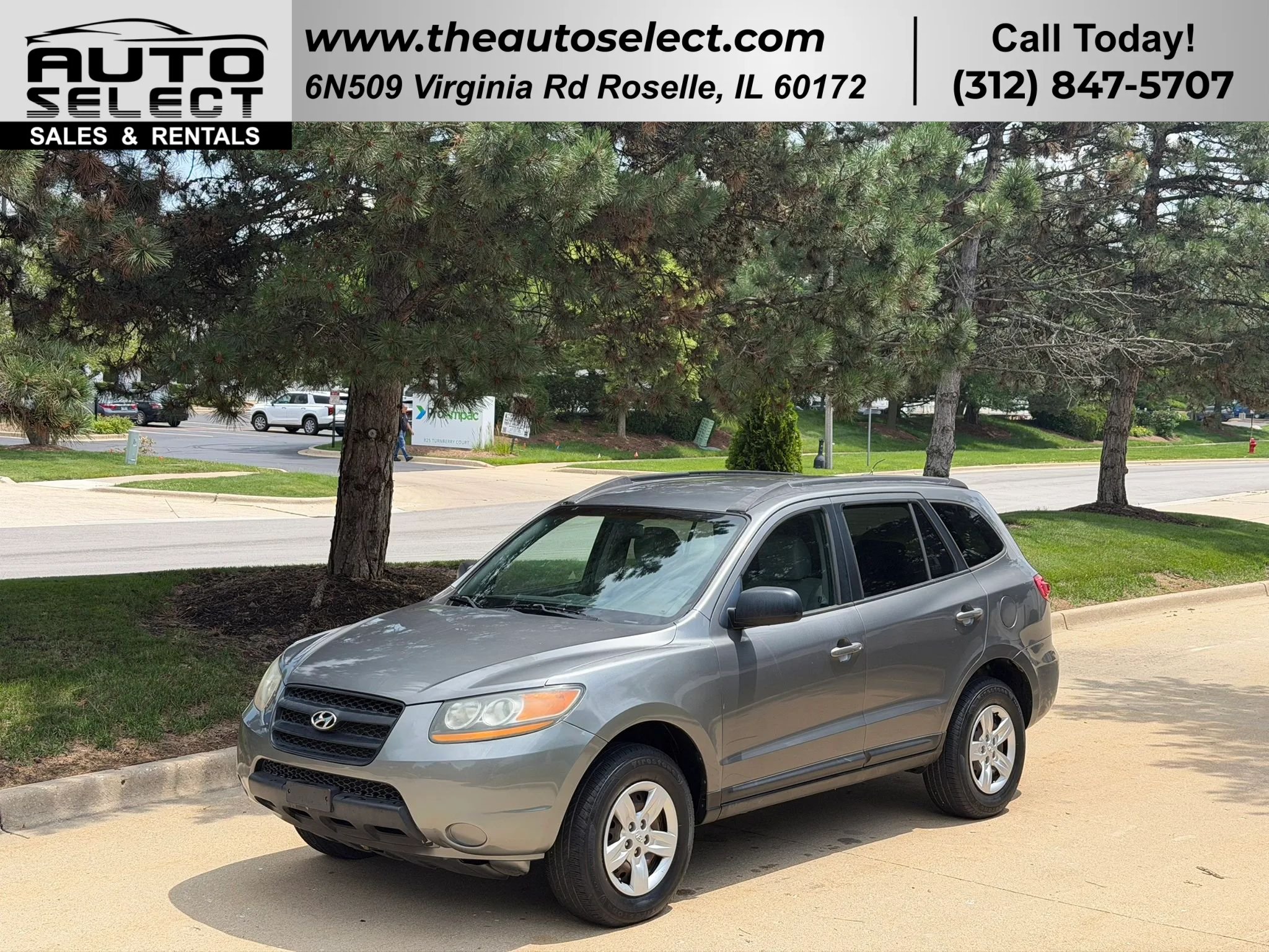 Used 2009 Hyundai Santa Fe GLS FWD image 1